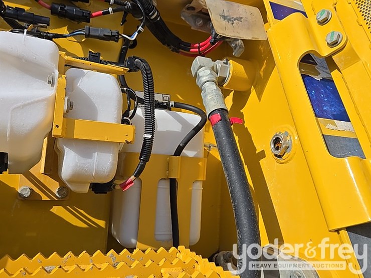 2018-komatsu-d61pxi-24-image-62