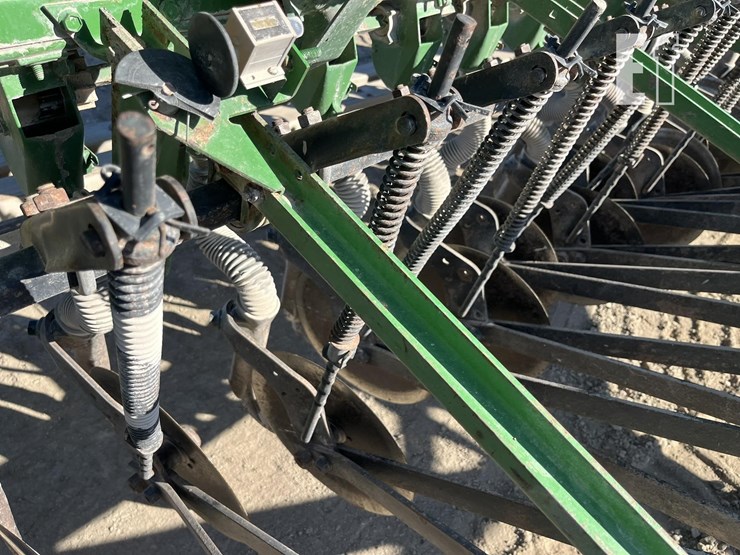 john-deere-8200-image-12