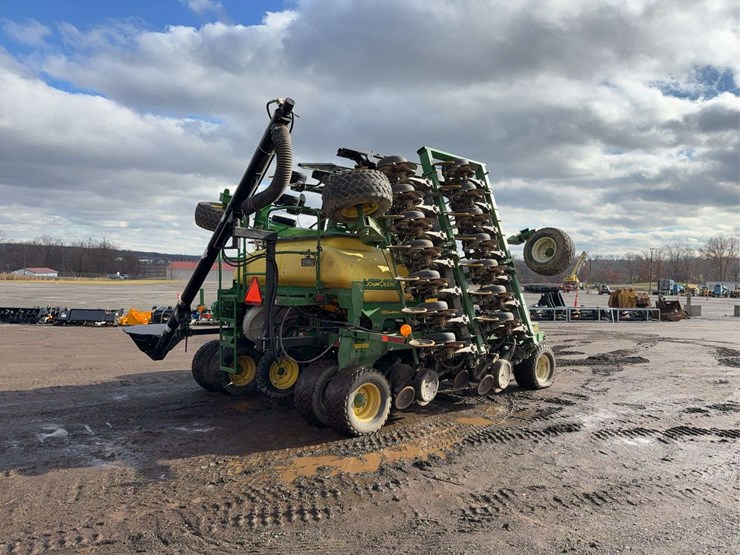 2011-john-deere-1990-image-3