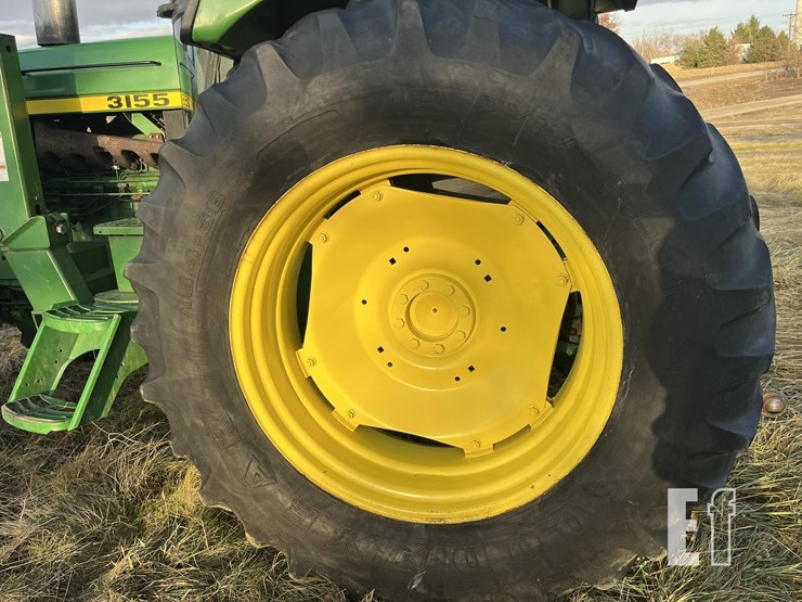 john-deere-3155-image-6