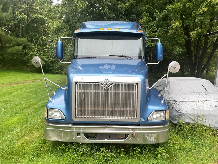 #210-•-2009-international-eagle-semi-tractor-(fall-creek,-wi)-(has-wi-title)-image-6