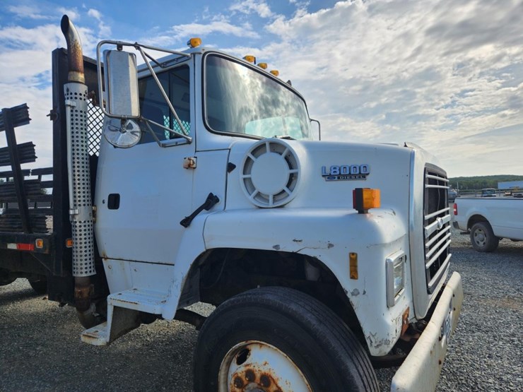 ford-ln8000-image-16