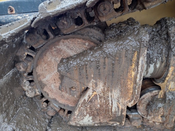 caterpillar-d6n-xl-image-23