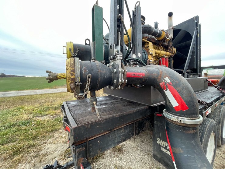 international-4900-image-32