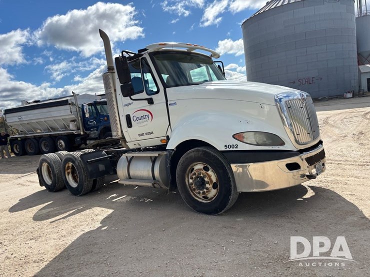 2012-international-prostar-image-16