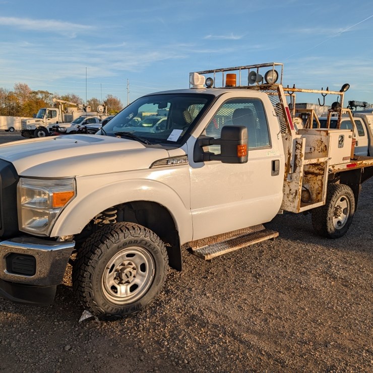 2011 FORD F350