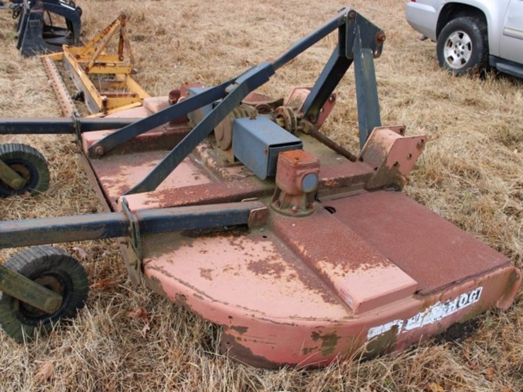 8'-bush-hog-on-3-pt-hitch-needs-repair-image-2