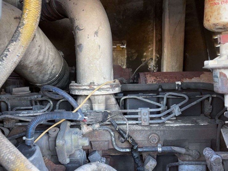 1993-grove-tms700b-image-52