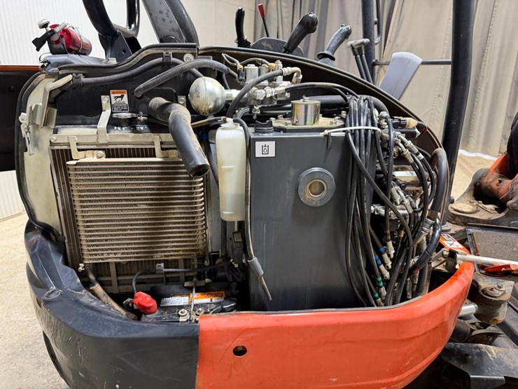 2020-kubota-u35-4-image-21