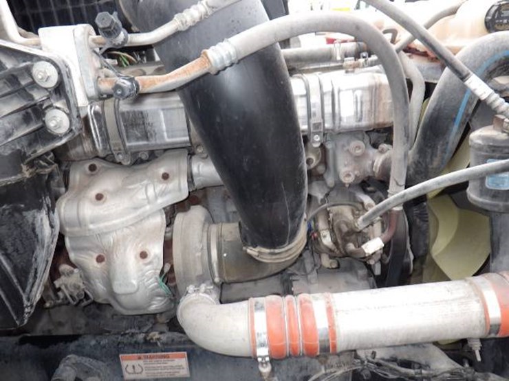 freightliner-cascadia-126-image-34