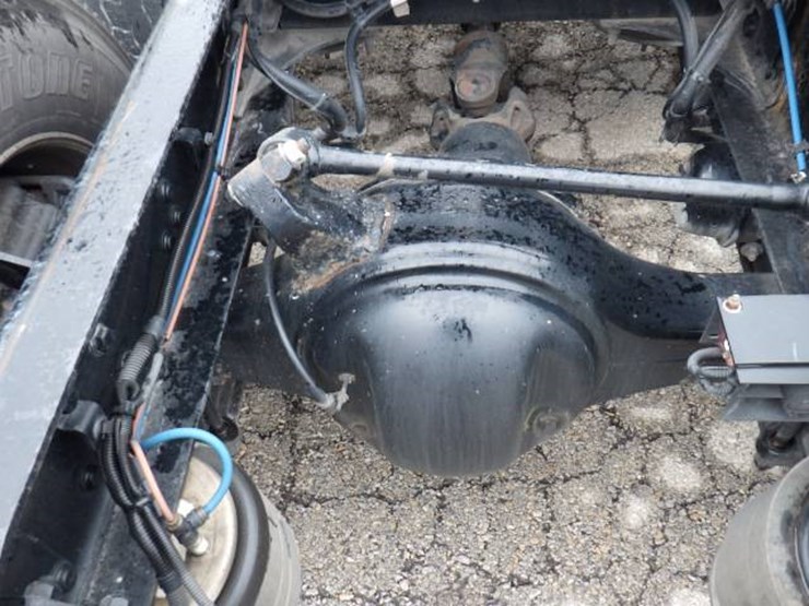 freightliner-cascadia-125-image-12