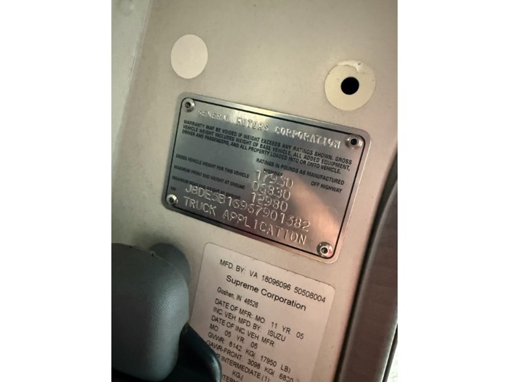 2006-gmc-w5-image-14