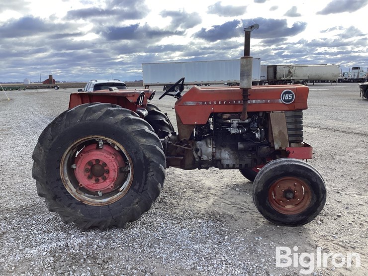 massey-ferguson-165-image-4