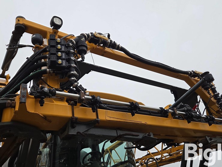 hagie-sts12-image-14