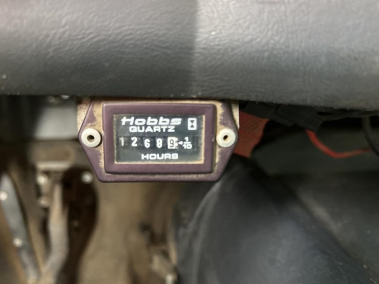 #1042-•-2000-volvo-quad-axle-dump-truck-image-53