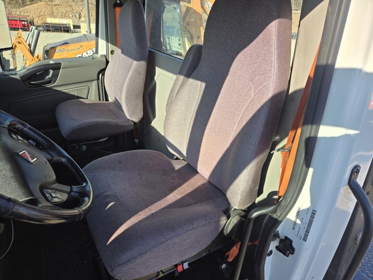 2022-international-mv607-image-49