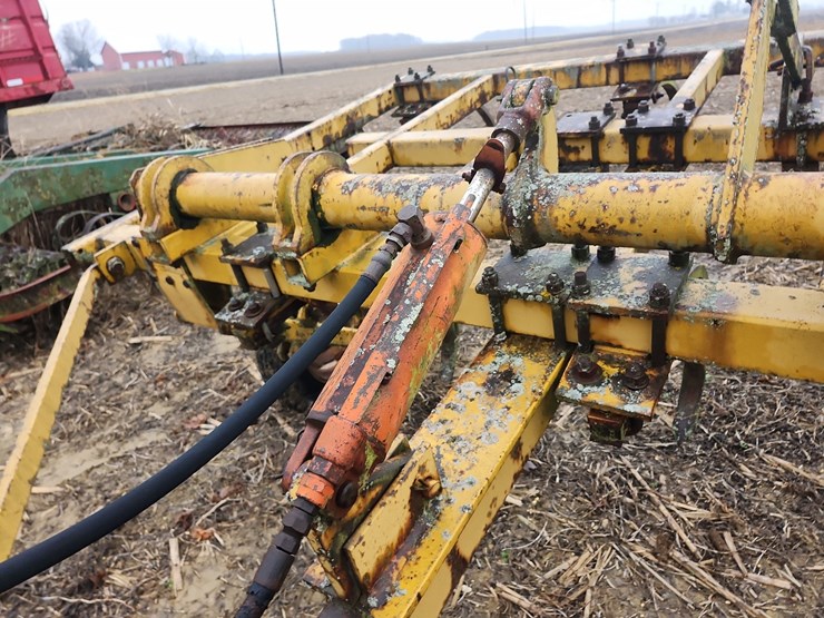 taylor-way-chisel-plow-image-11