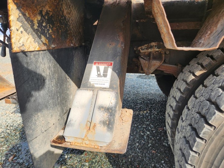 international-durastar-4300-image-51