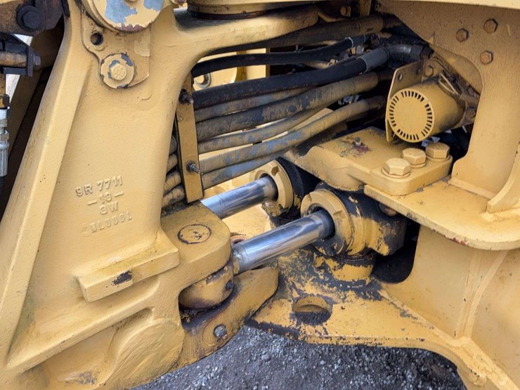caterpillar-416c-image-19