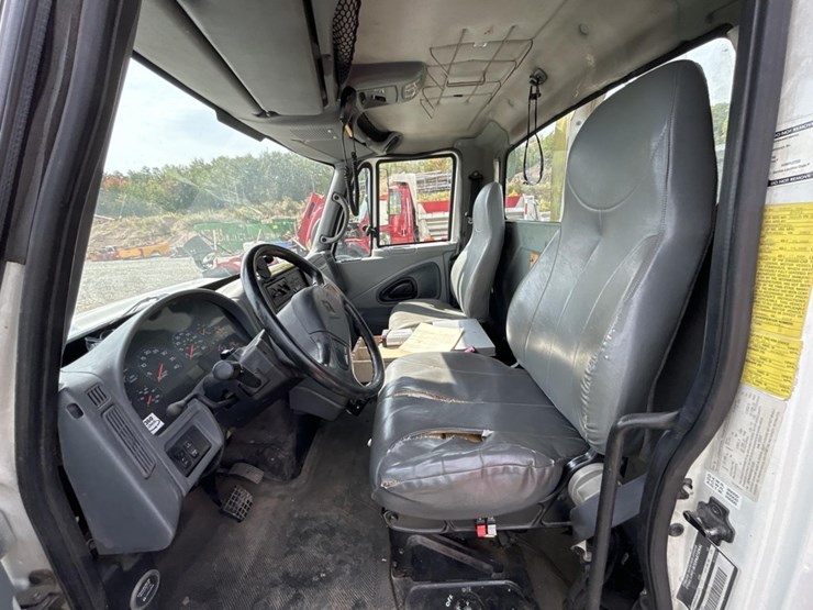 international-4000-image-111