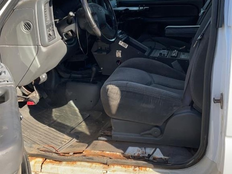 chevrolet-2500hd-image-6