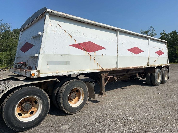 1995-wheeler-gh2-hopper-bottom-trailer-image-1