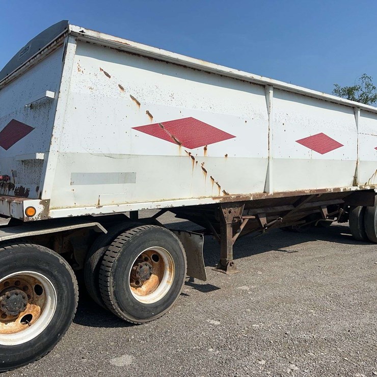 1995 Wheeler GH2 Hopper Bottom Trailer