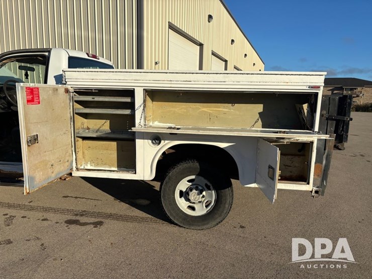 chevrolet-2500hd-image-30