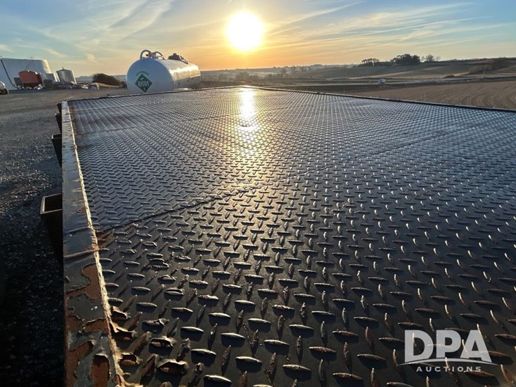 international-4700-image-15