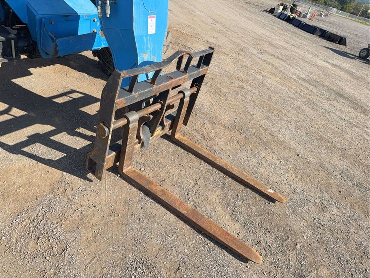 2017-genie-gth844-image-28