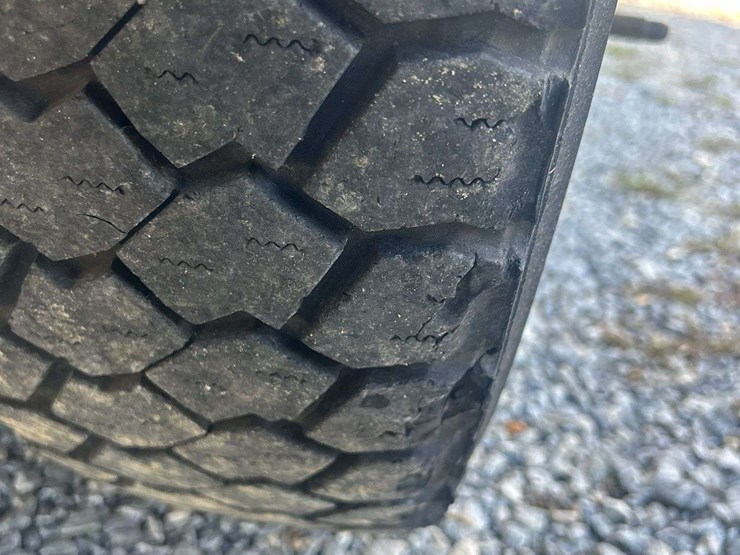 2006-workhorse-w42-image-12