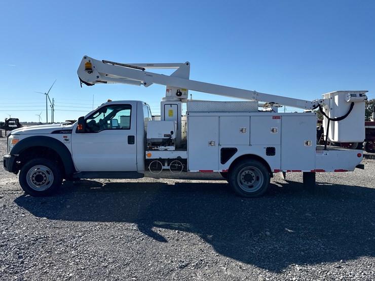 2012-ford-f550-image-5