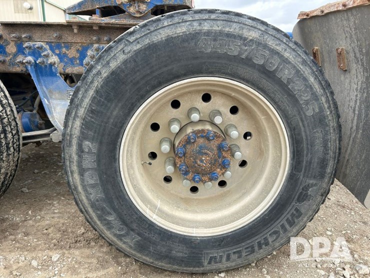 international-prostar-image-62