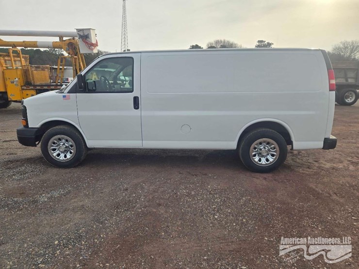 2010-chevrolet-express-van,-vin-#-1gcugadx5a1118101-image-8