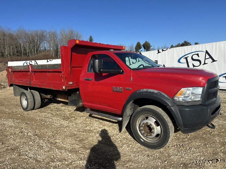 2015-dodge-ram-5500-image-7