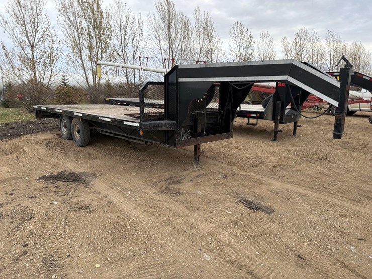 gooseneck-flatbed-trailer-image-7
