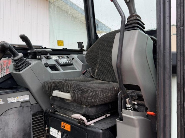 2022-bobcat-e50-image-29