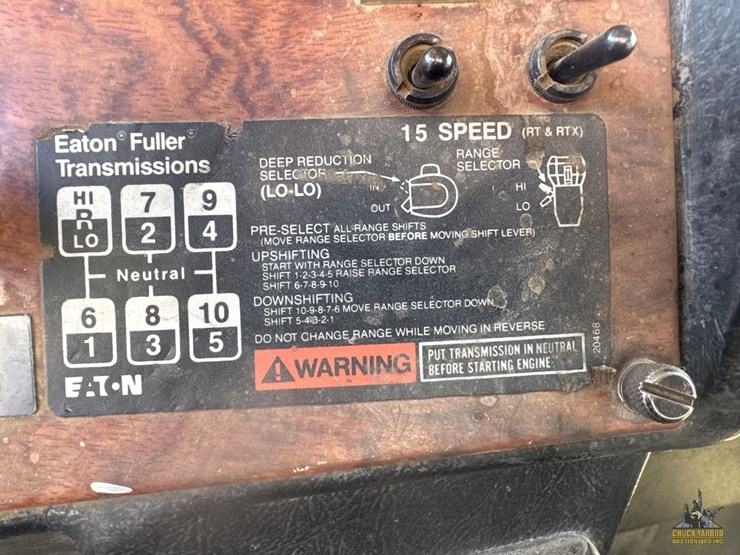 1996-peterbilt-379-image-21