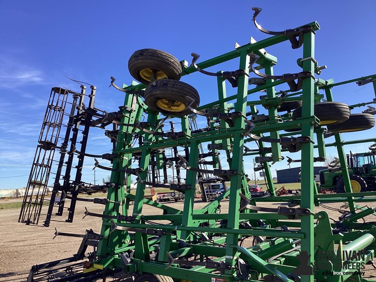 john-deere-2210-image-16