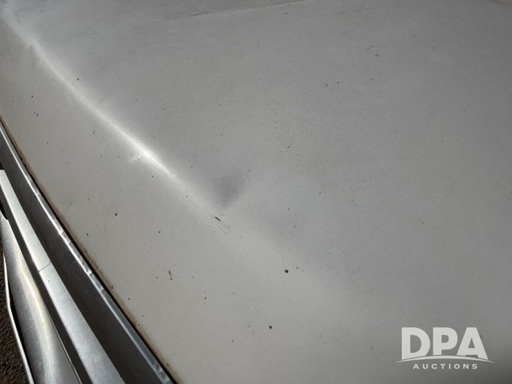 2010-chevrolet-silverado-2500hd-image-16