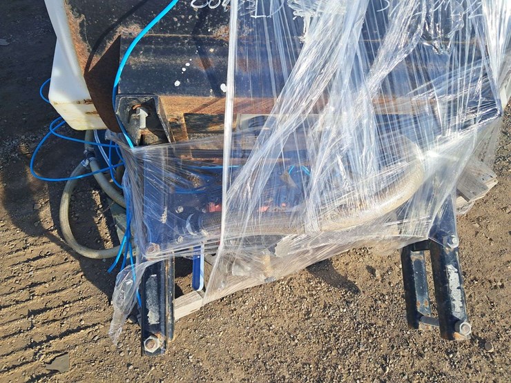 sprayer-w/-pump-image-8