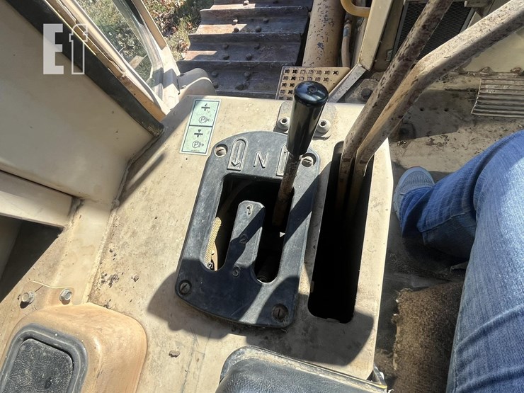 caterpillar-d6h-xl-image-39