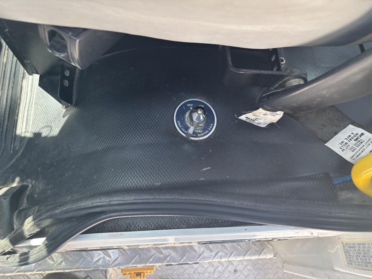 freightliner-fl80-image-74