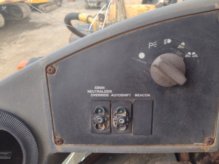 caterpillar-924g-image-12