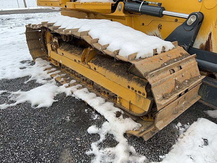 2023-deere-700l-image-10