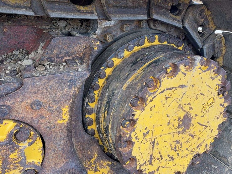 2020-komatsu-d61-image-8