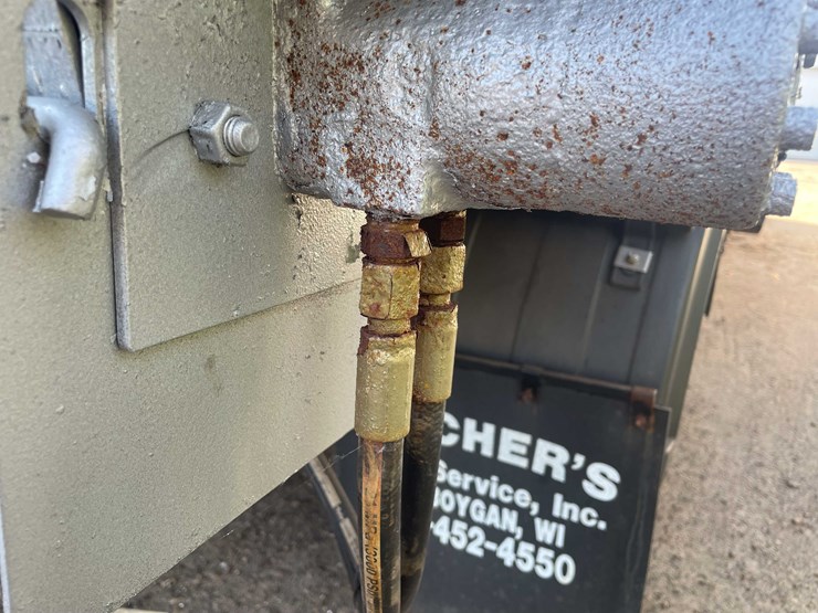 international-4900-image-31