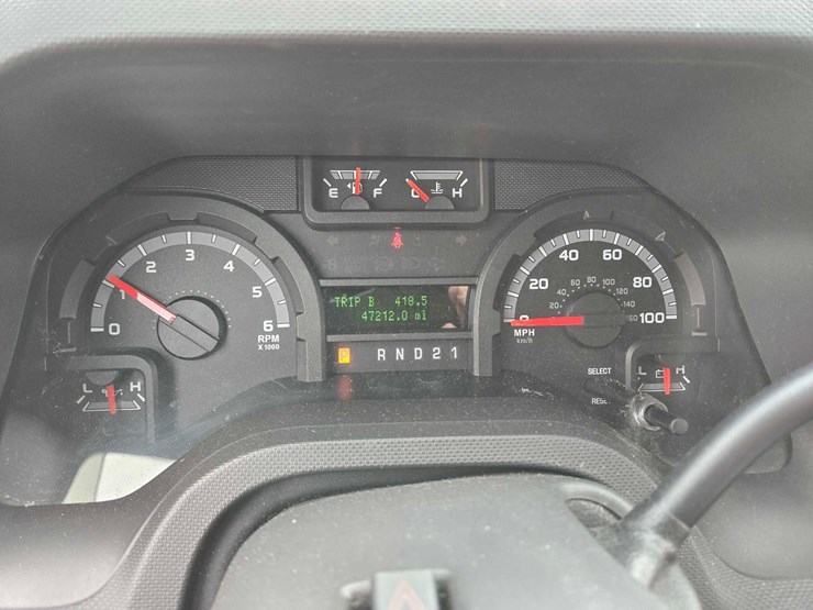 2012-ford-e350-image-26