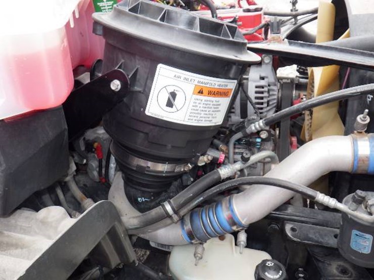 freightliner-m2-106-image-23