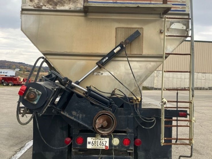 international-9200-image-6